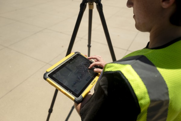 Trimble T110
