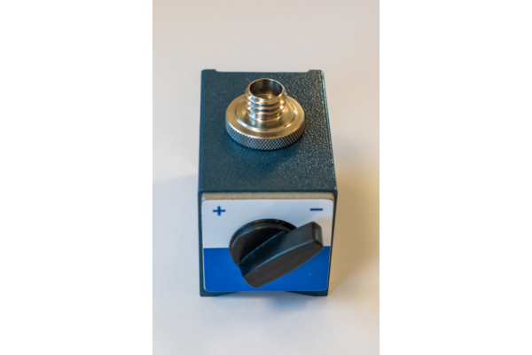 Aimant (force magnétique 80 kg) avec filetage 5/8" mâle