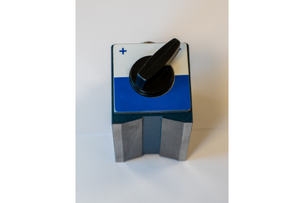 Aimant (force magnétique 80 kg) avec filetage 5/8" mâle