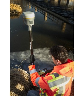 Trimble® T70