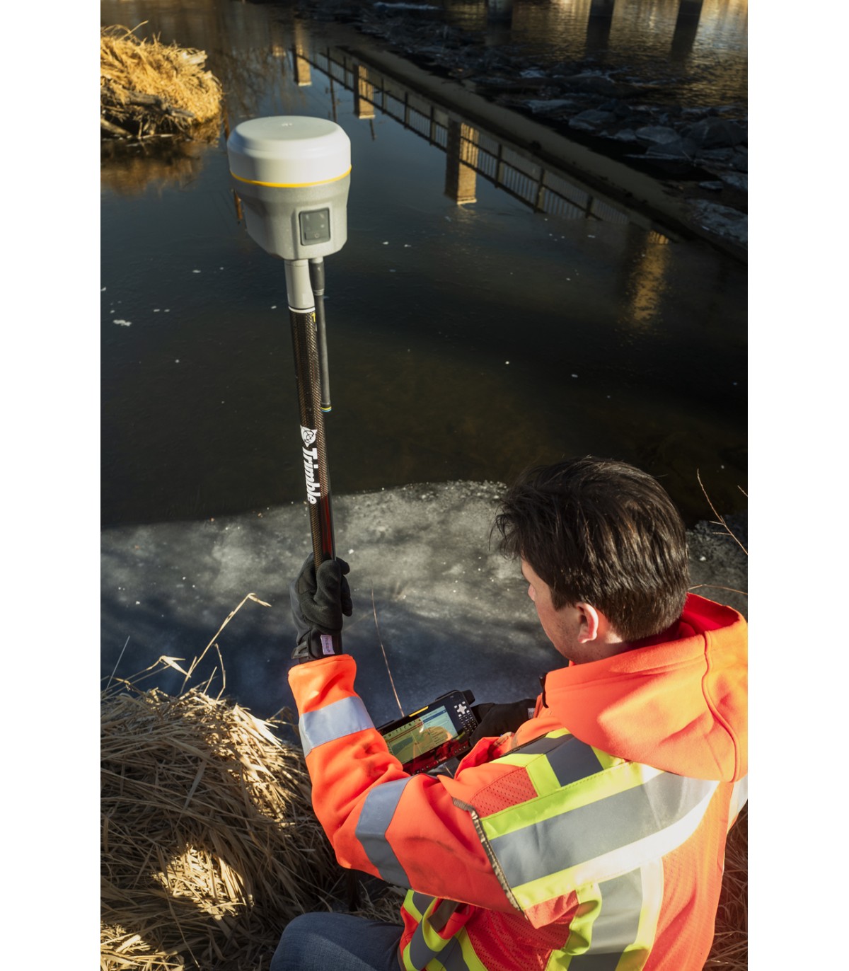 Trimble® T70